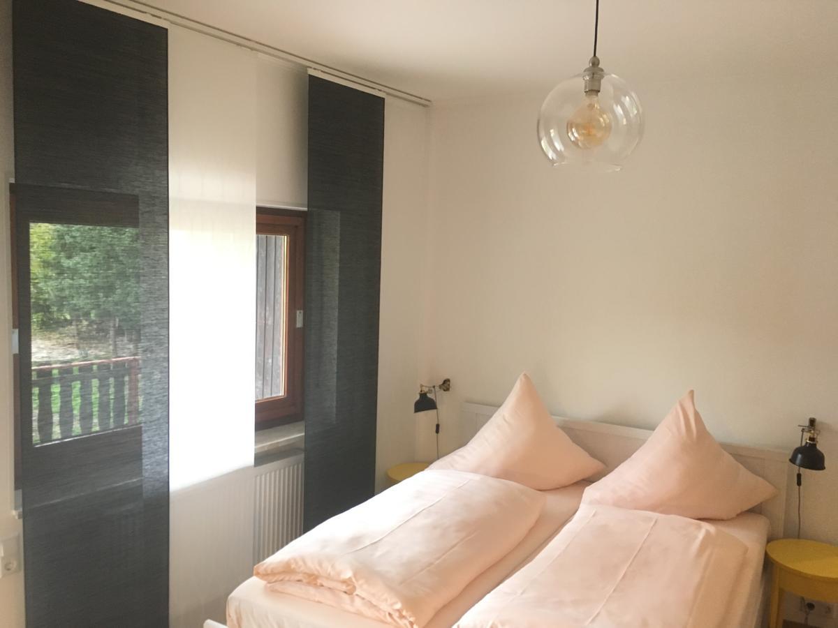 Wein Erlebnis Hotel Maimuehle Perl Eksteriør bilde